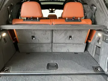 BMW X7 M60i   Seat ventilation   Panoramic   HeadUP