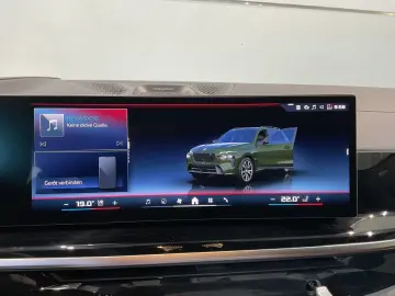 BMW X7 M60i   Seat ventilation   Panoramic   HeadUP