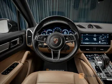 PORSCHE Cayenne E-Hybrid Platinum Edition Pano Bose HUD