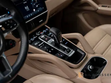 PORSCHE Cayenne E-Hybrid Platinum Edition Pano Bose HUD