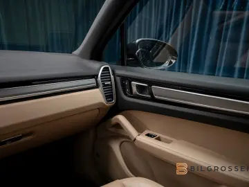 PORSCHE Cayenne E-Hybrid Platinum Edition Pano Bose HUD