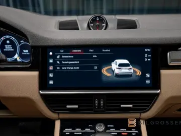 PORSCHE Cayenne E-Hybrid Platinum Edition Pano Bose HUD