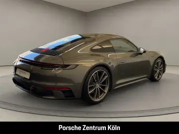 PORSCHE 992 (911) Carrera 4
