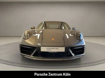 PORSCHE 992 (911) Carrera 4