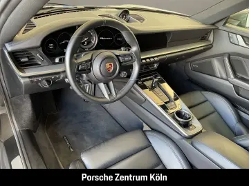 PORSCHE 992 (911) Carrera 4