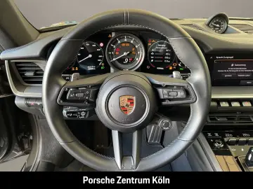 PORSCHE 992 (911) Carrera 4