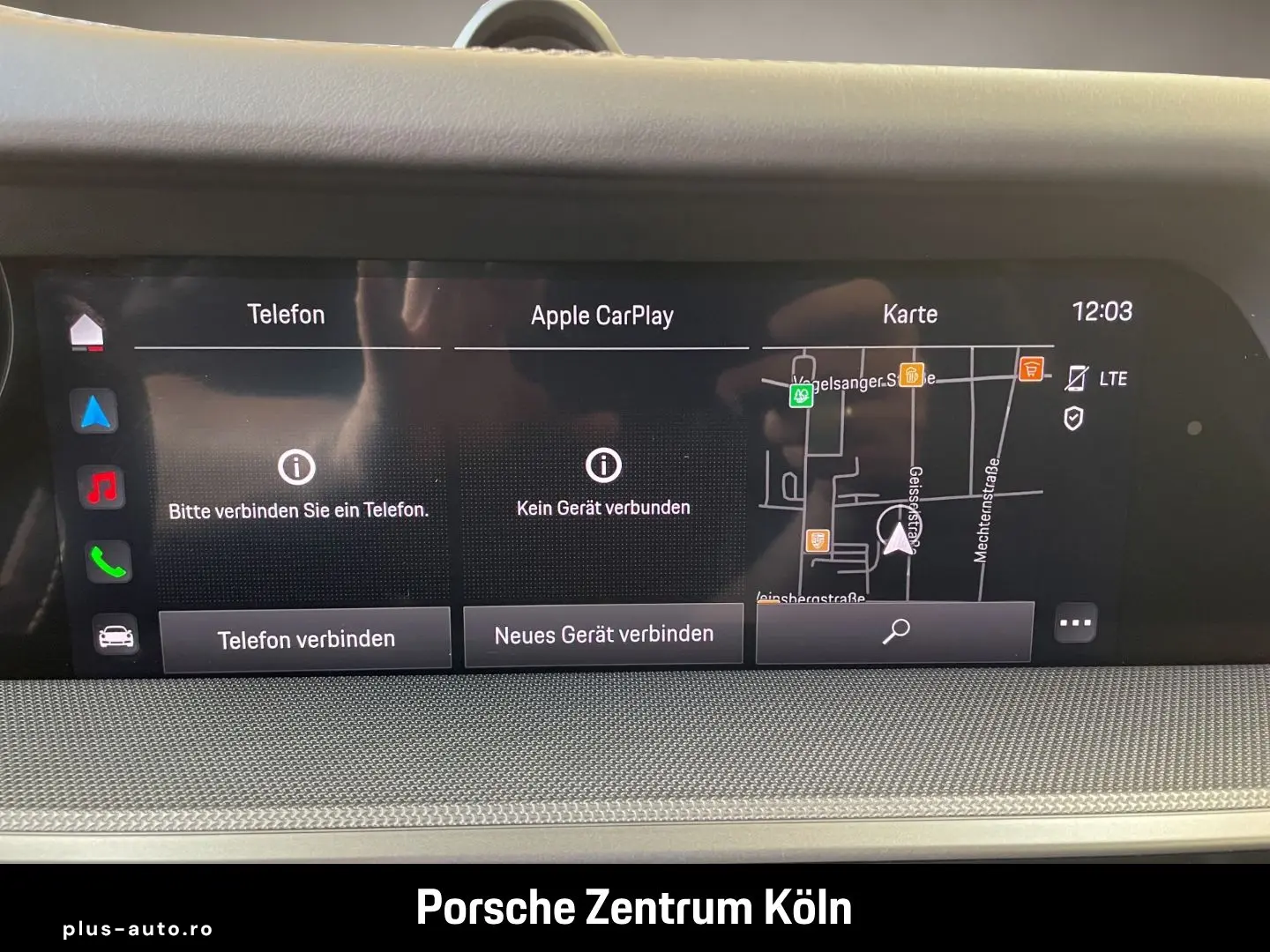 PORSCHE 992 (911) Carrera 4