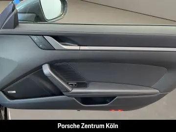 PORSCHE 992 (911) Carrera 4