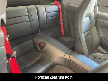 PORSCHE 992 (911) Carrera 4