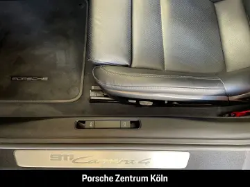 PORSCHE 992 (911) Carrera 4