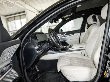 BMW i7 M70 xDrive Pano Executive Lounge DAProf PAPro