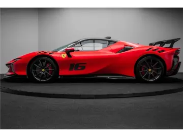 FERRARI Sf90 stradale 4.0 v8 797 ch phev -