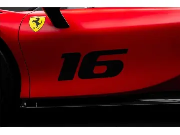 FERRARI Sf90 stradale 4.0 v8 797 ch phev -