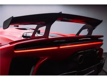 FERRARI Sf90 stradale 4.0 v8 797 ch phev -