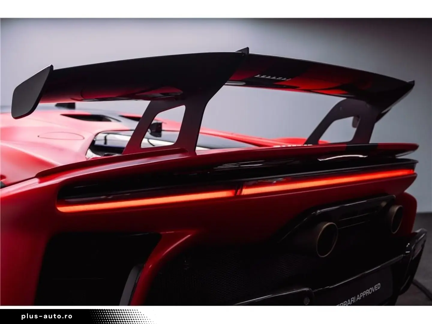 FERRARI Sf90 stradale 4.0 v8 797 ch phev -