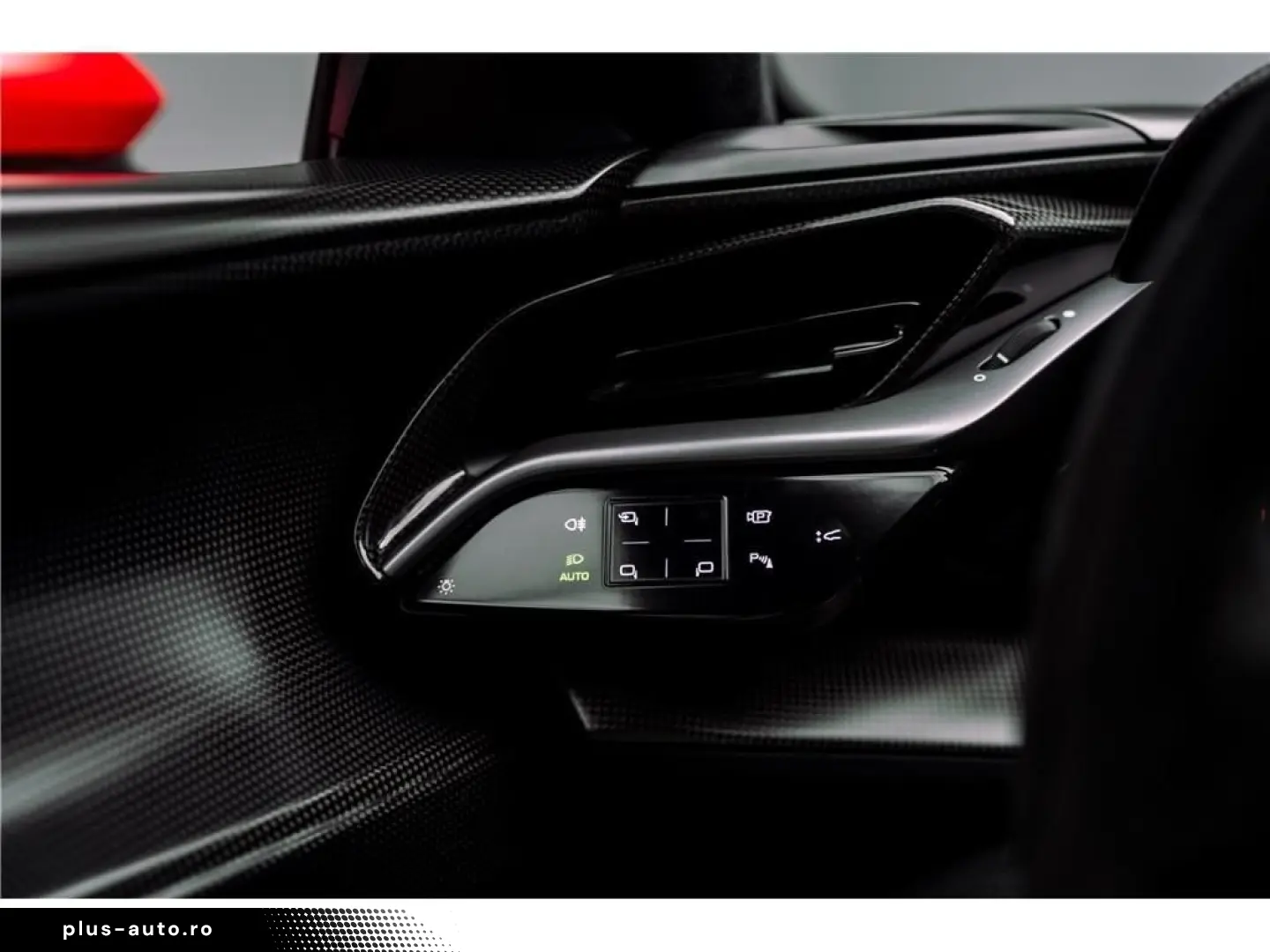 FERRARI Sf90 stradale 4.0 v8 797 ch phev -