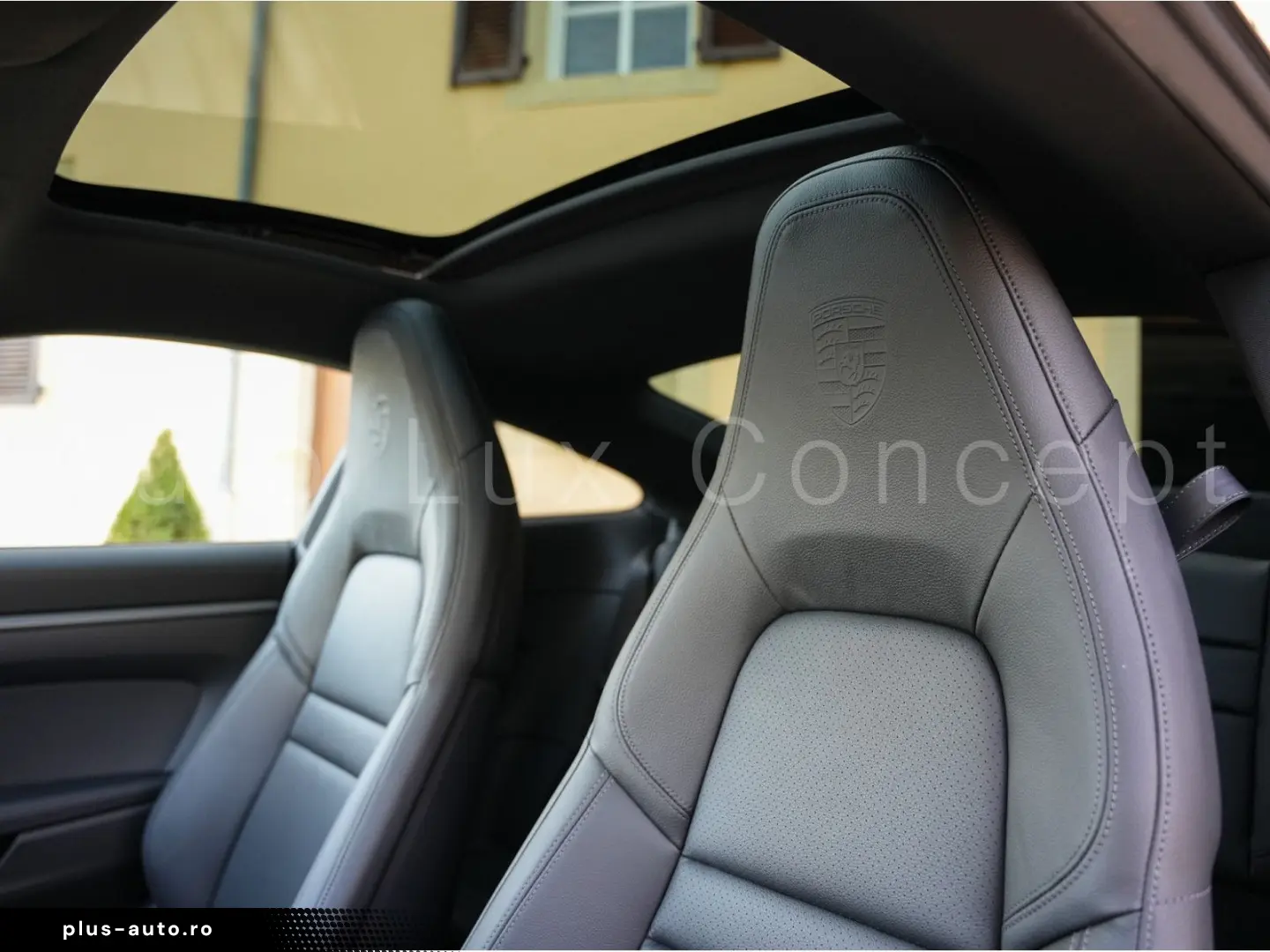 PORSCHE 992 911 Carrera Glasdach Lift Chrono 360  BOSE