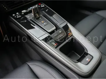 PORSCHE 992 911 Carrera Glasdach Lift Chrono 360  BOSE