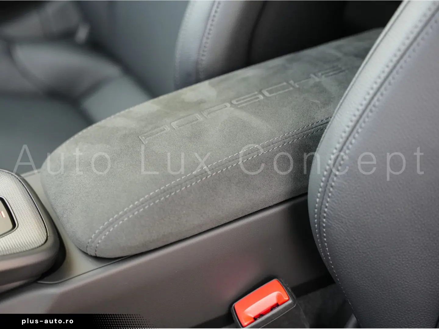 PORSCHE 992 911 Carrera Glasdach Lift Chrono 360  BOSE