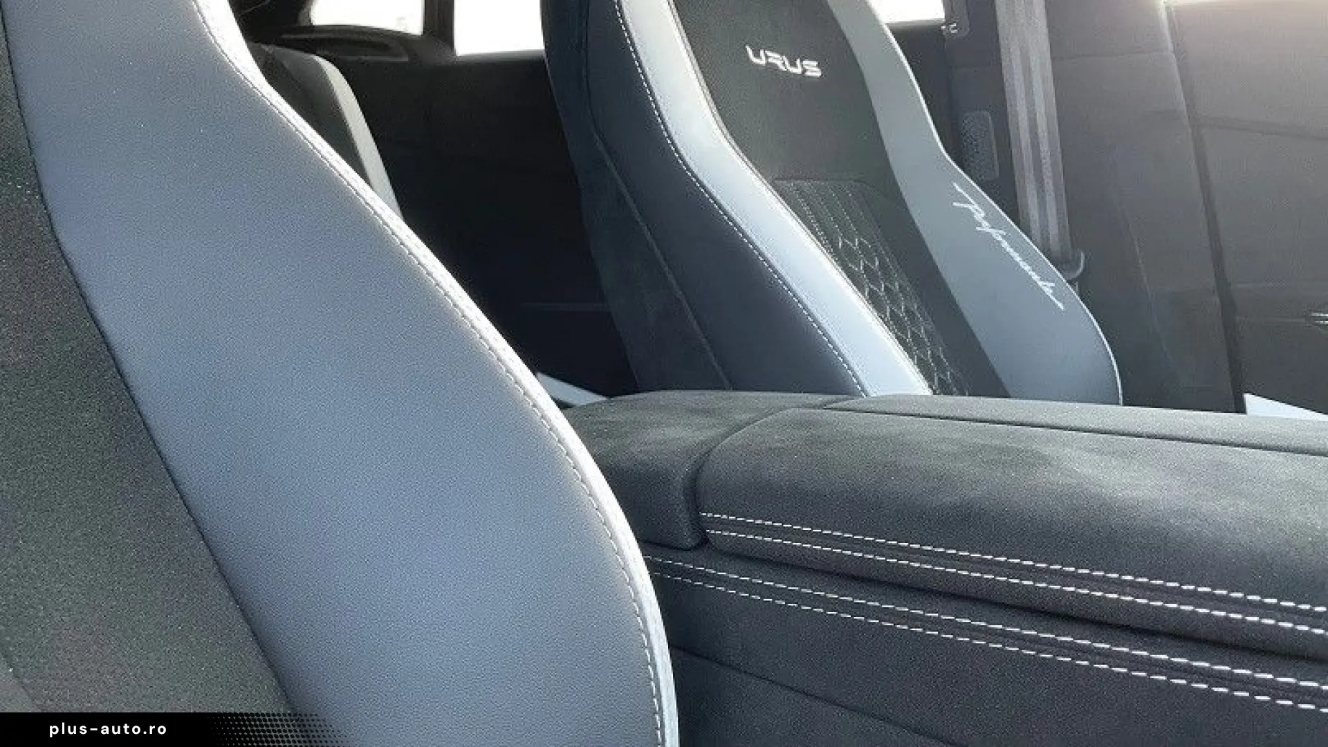 LAMBORGHINI Urus PERFORMANTE CARBON B&O MASSAGE PANO-PROD.25