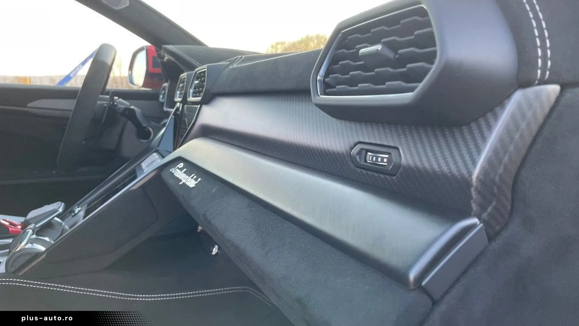 LAMBORGHINI Urus PERFORMANTE CARBON B&O MASSAGE PANO-PROD.25