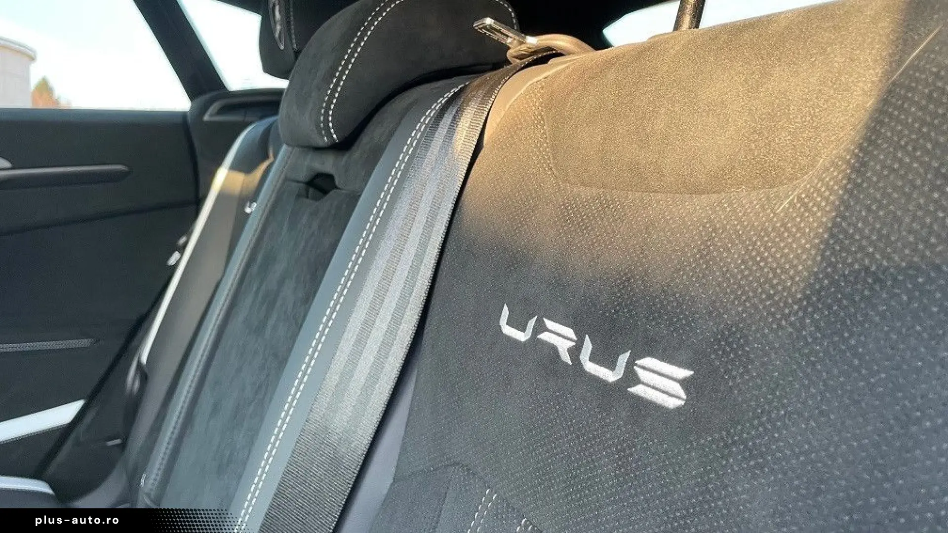 LAMBORGHINI Urus PERFORMANTE CARBON B&O MASSAGE PANO-PROD.25