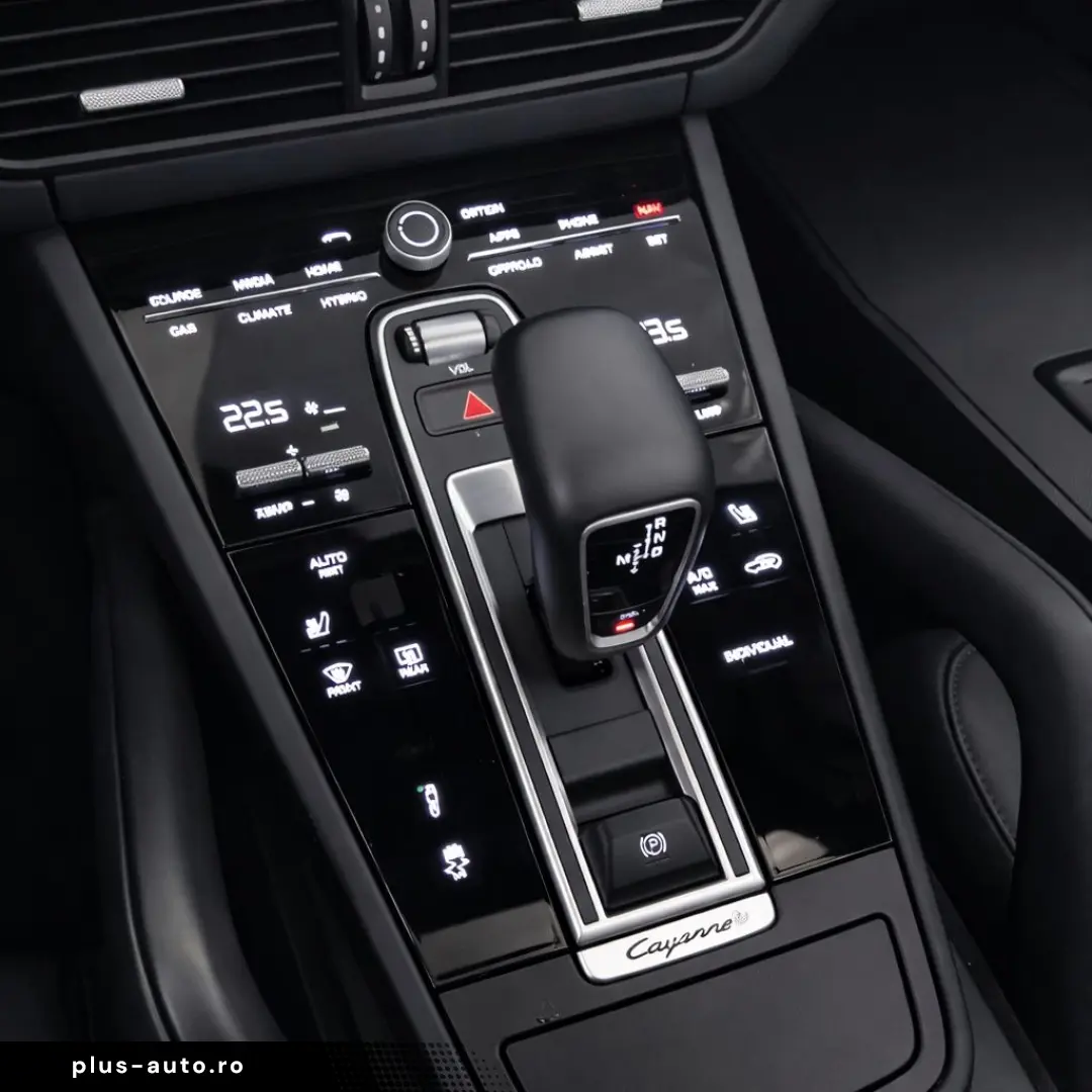 PORSCHE Cayenne E-Hybrid Sport Design Panorama