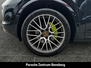 PORSCHE Cayenne E-Hybrid Coupé