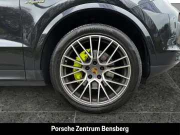 PORSCHE Cayenne E-Hybrid Coupé