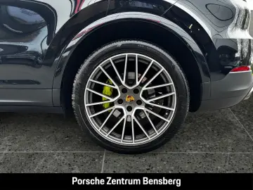 PORSCHE Cayenne E-Hybrid Coupé
