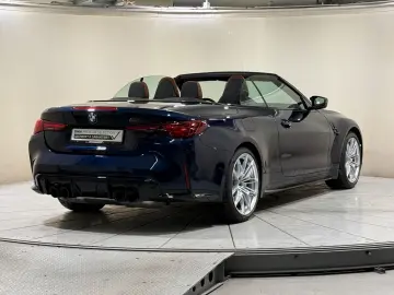 BMW M4 Competition xDrive Cabrio