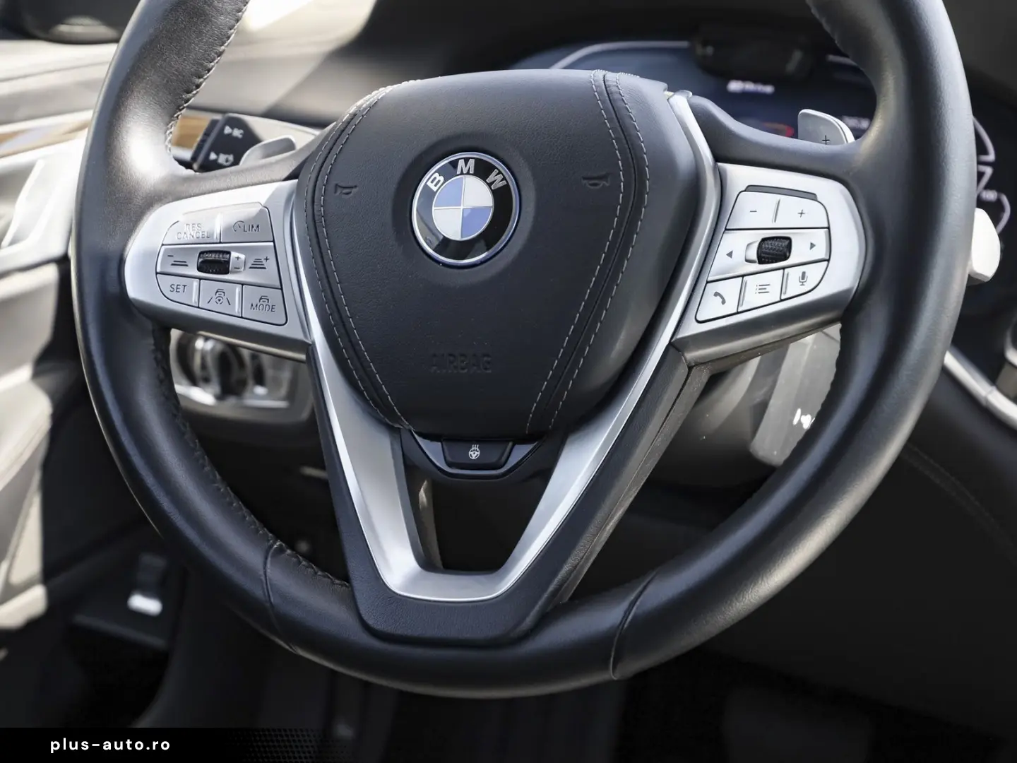 BMW 745e iPerformance Limousine