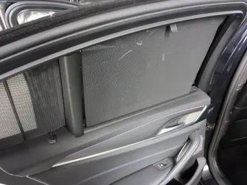 BMW 545e xDrive Scaune M  SoftClose  360   H&K