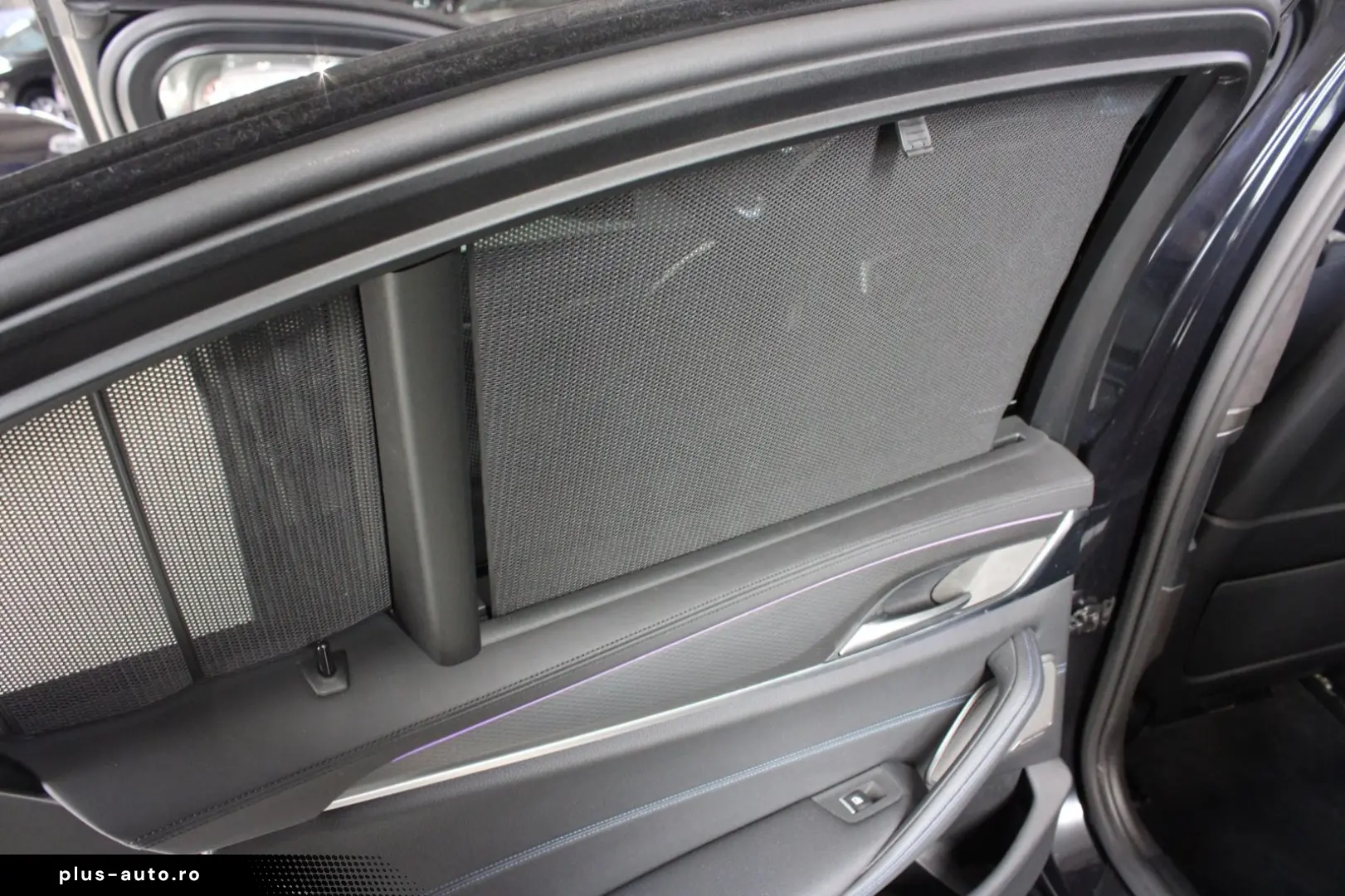 BMW 545e xDrive Scaune M  SoftClose  360   H&K