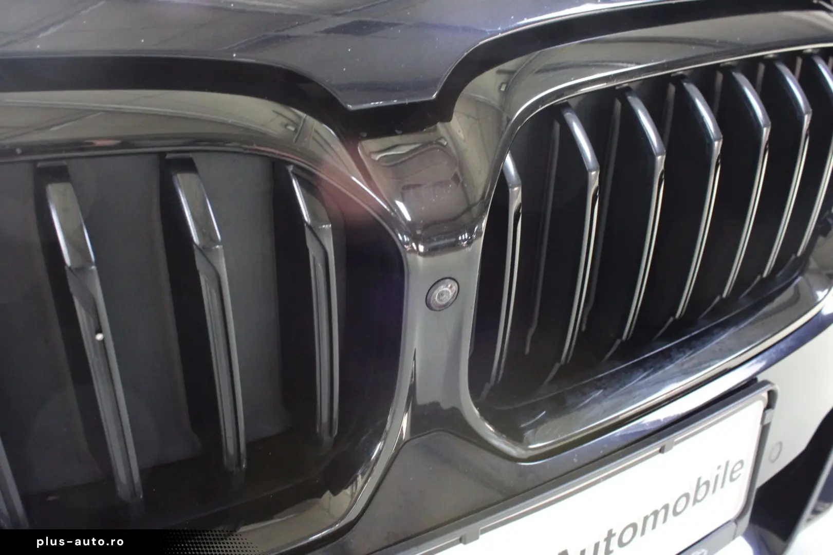 BMW 545e xDrive Scaune M  SoftClose  360   H&K