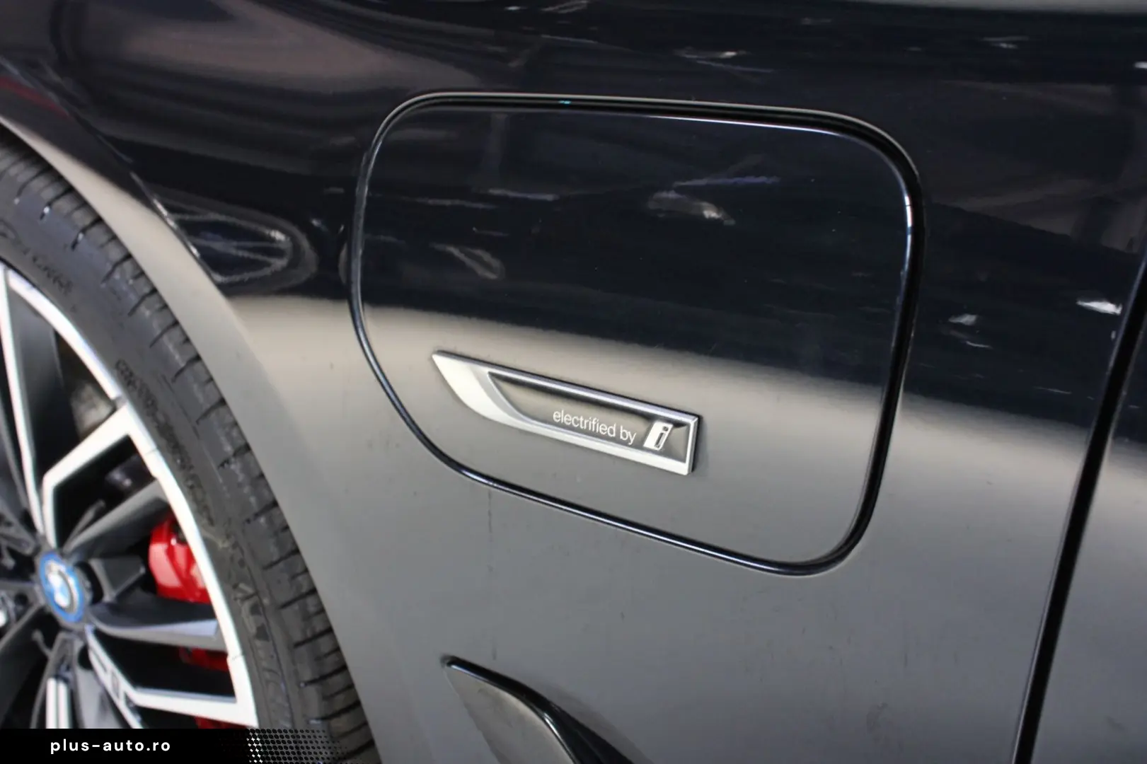 BMW 545e xDrive Scaune M  SoftClose  360   H&K