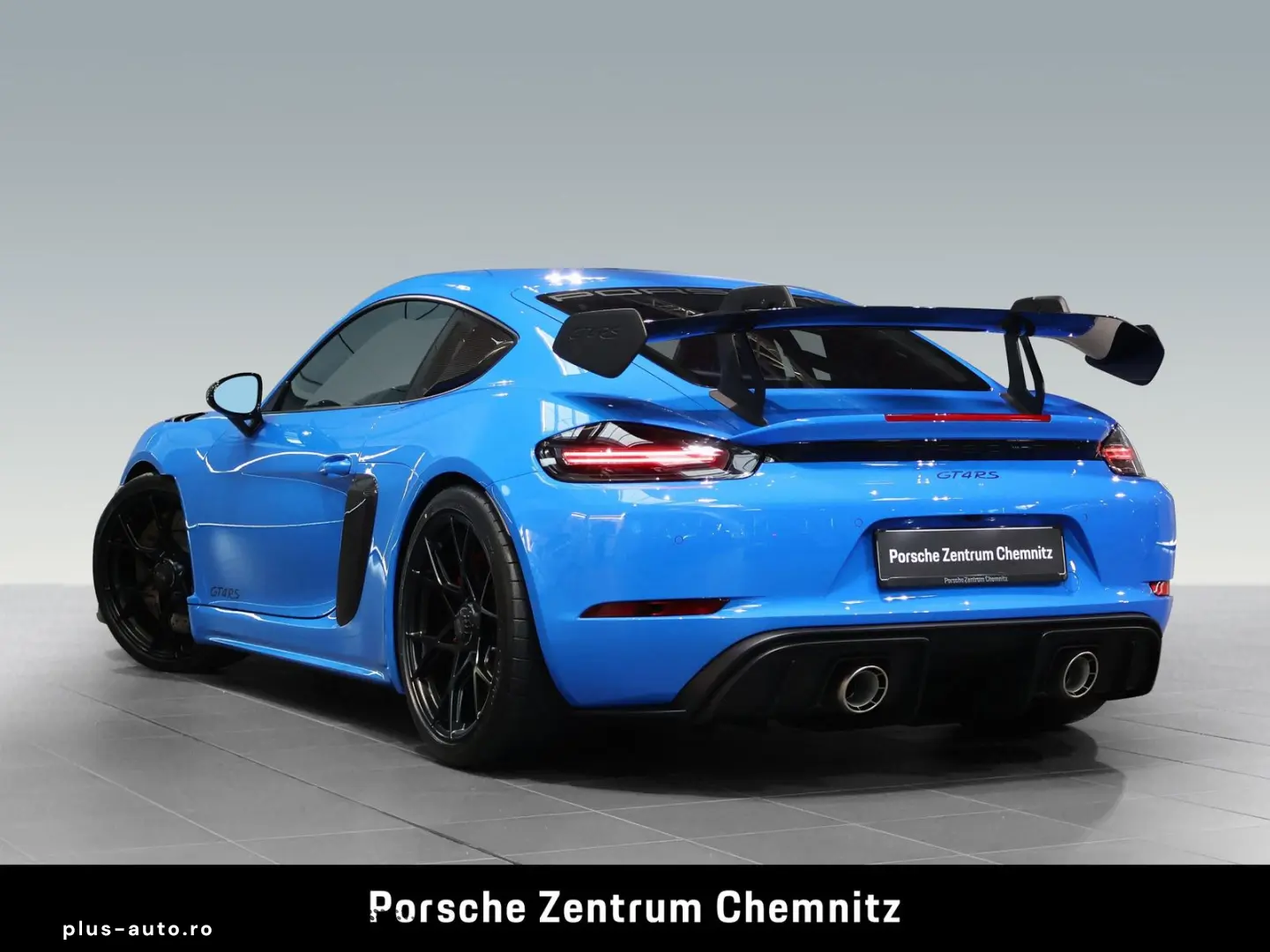 PORSCHE 718 Cayman GT4 RS