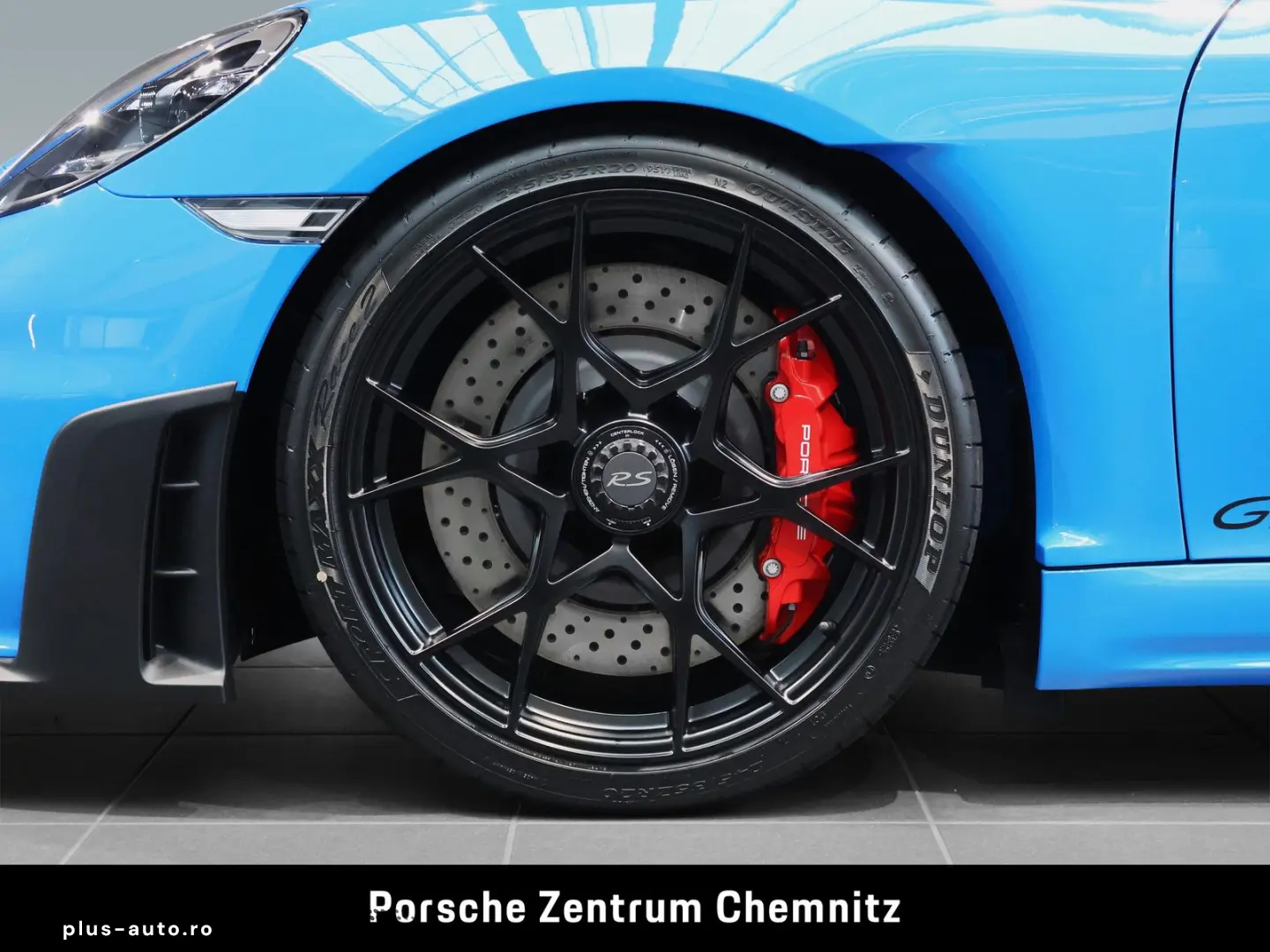 PORSCHE 718 Cayman GT4 RS