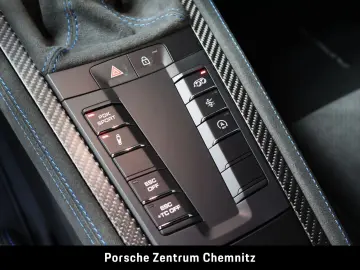 PORSCHE 718 Cayman GT4 RS