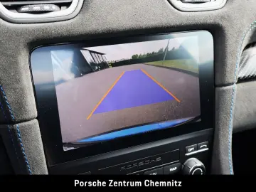 PORSCHE 718 Cayman GT4 RS