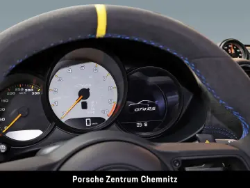 PORSCHE 718 Cayman GT4 RS