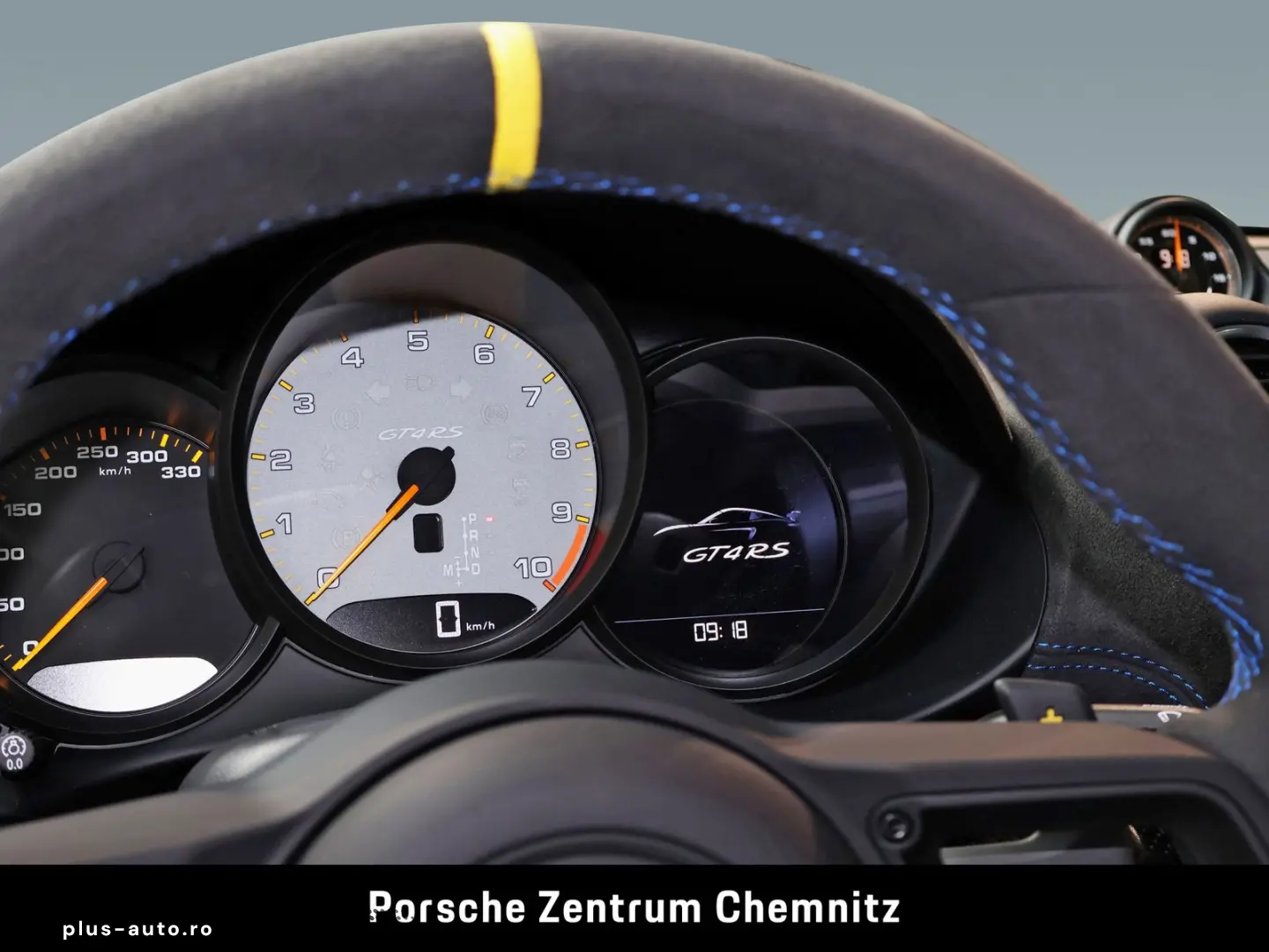 PORSCHE 718 Cayman GT4 RS