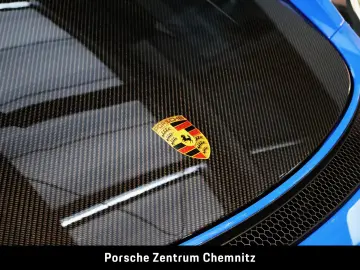 PORSCHE 718 Cayman GT4 RS