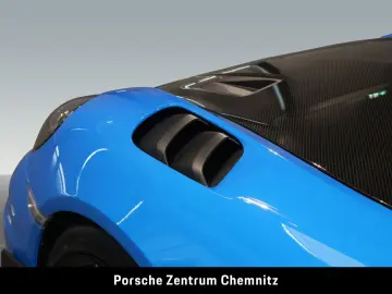 PORSCHE 718 Cayman GT4 RS