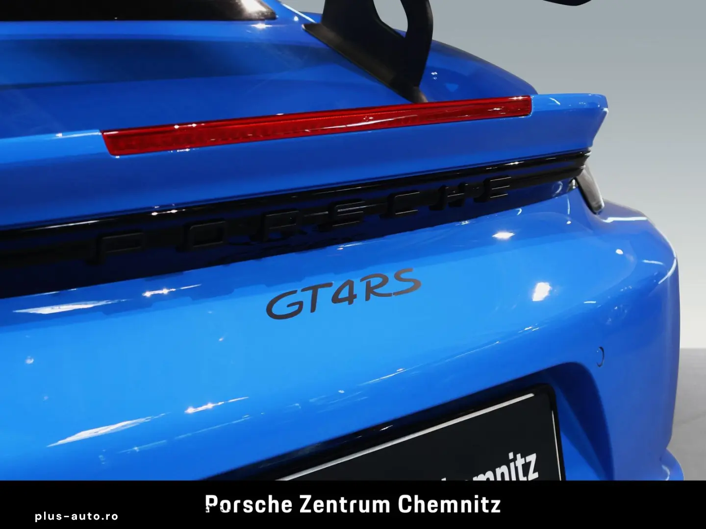 PORSCHE 718 Cayman GT4 RS