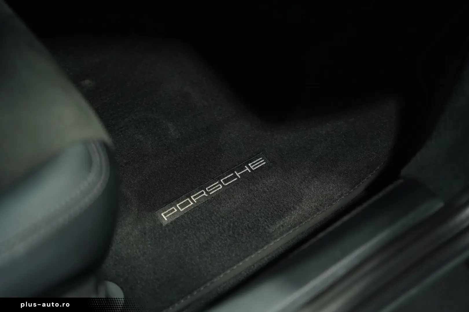 PORSCHE Cayman 718 PDK