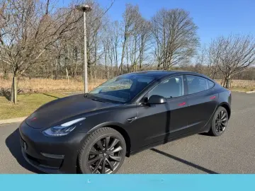 Tesla 3 dual motor 4x4