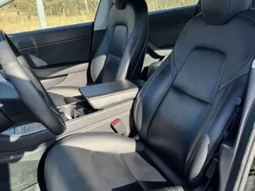 Tesla 3 dual motor 4x4