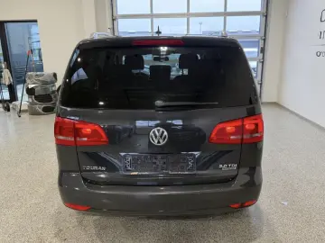 Volkswagen Touran 7 locuri