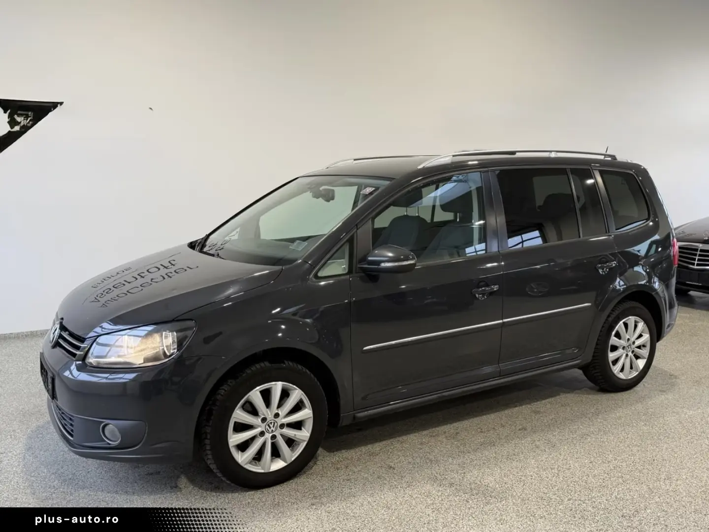 Volkswagen Touran 7 locuri